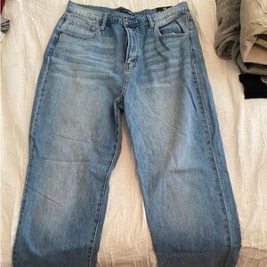 Fashion nova mom jeans